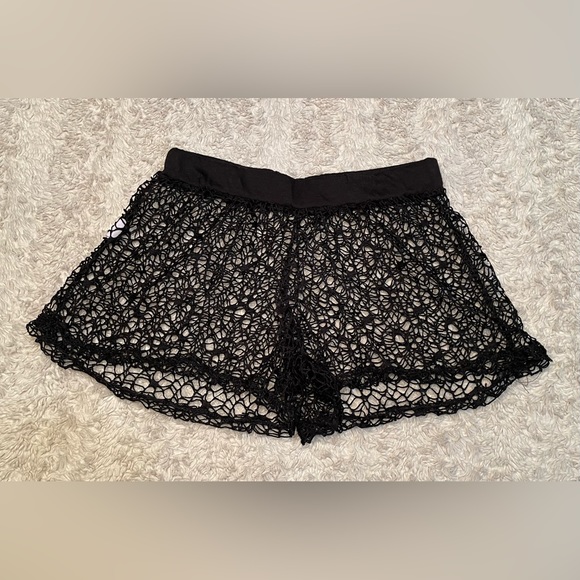 Black Fish Net Shorts - Picture 5 of 11